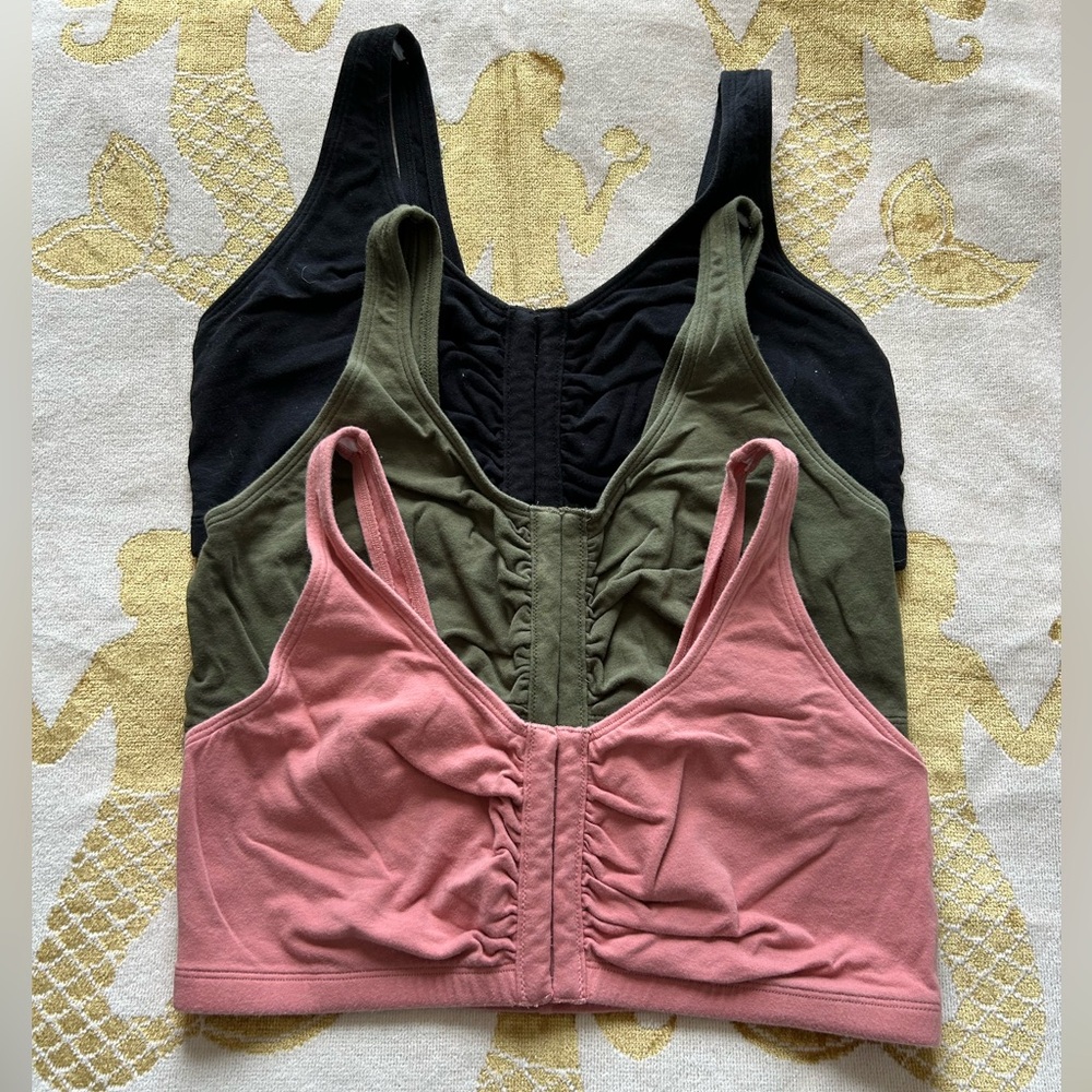 Women’s Fruit of the Loom Front Closure Hook Bralettes - Size 40 - 3 piece